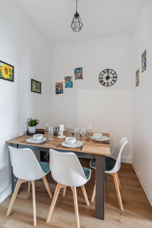 Salihomes/Max Apartment/5Pax/Modern Eingerichtet/Voll Ausgestattet Kueche Markranstaedt Exterior photo